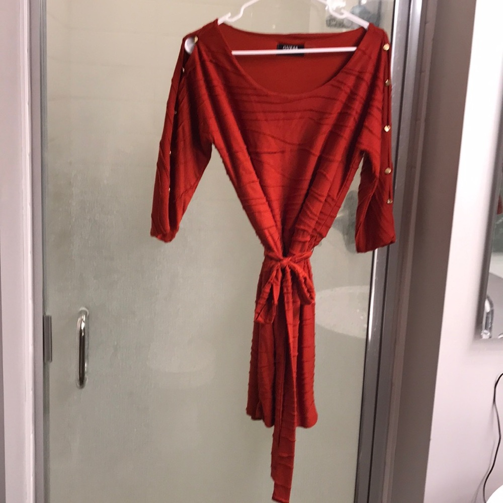 GUESS SIZE 4 Dress
